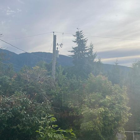 Guesthouse In ウエスト・バンクーバー エクステリア 写真
