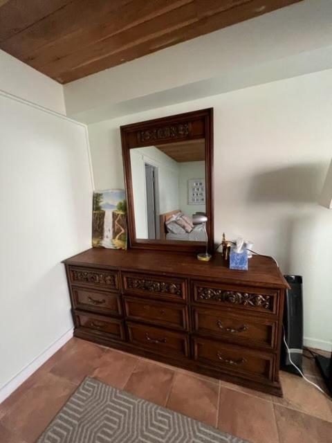Guesthouse In ウエスト・バンクーバー エクステリア 写真